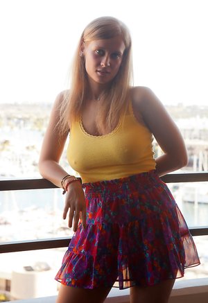 Huge Tits in Skirt Pics
